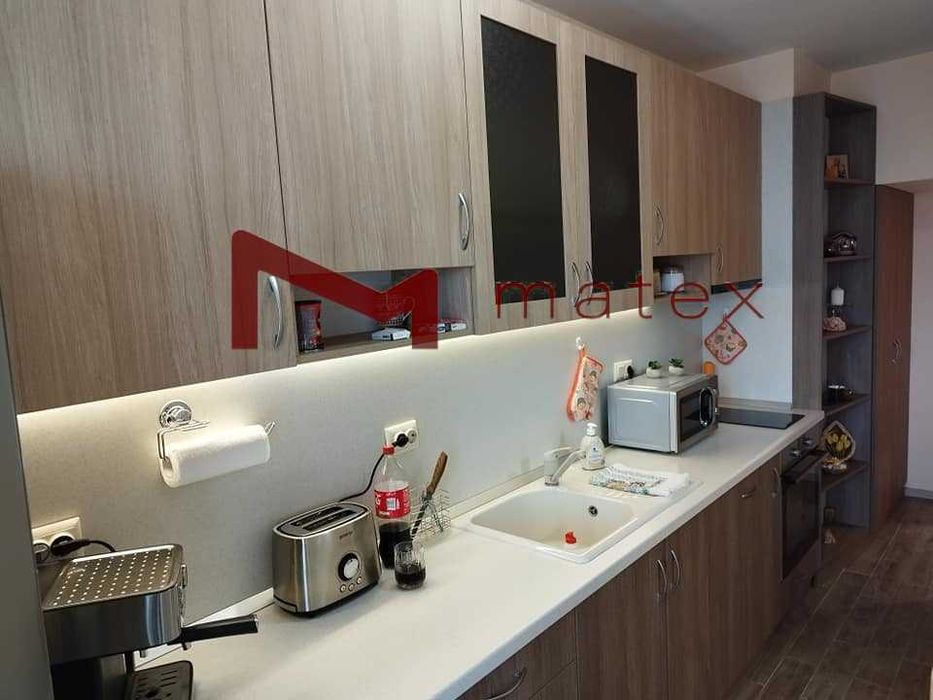 Продава се Четиристаен апартамент в Варна, Левски - 110 кв.м за 1882 €/кв.м - Снимка #4