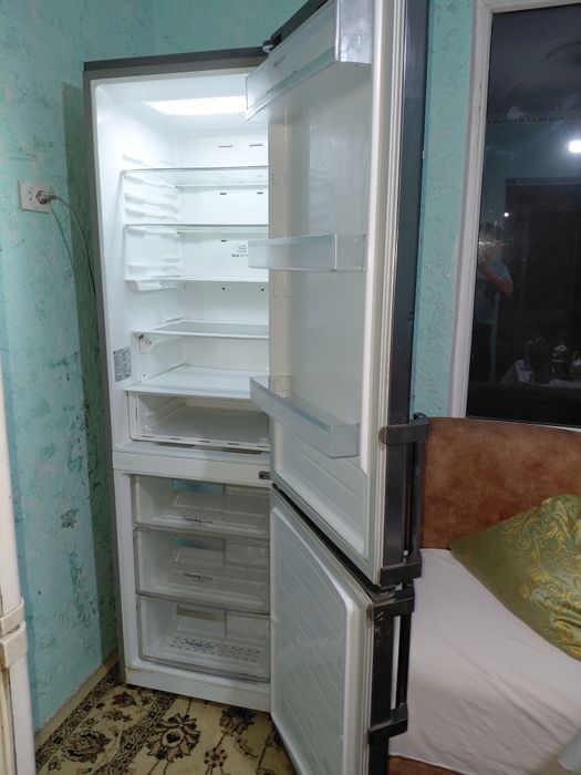 Холодилник 2 метр доставка бар