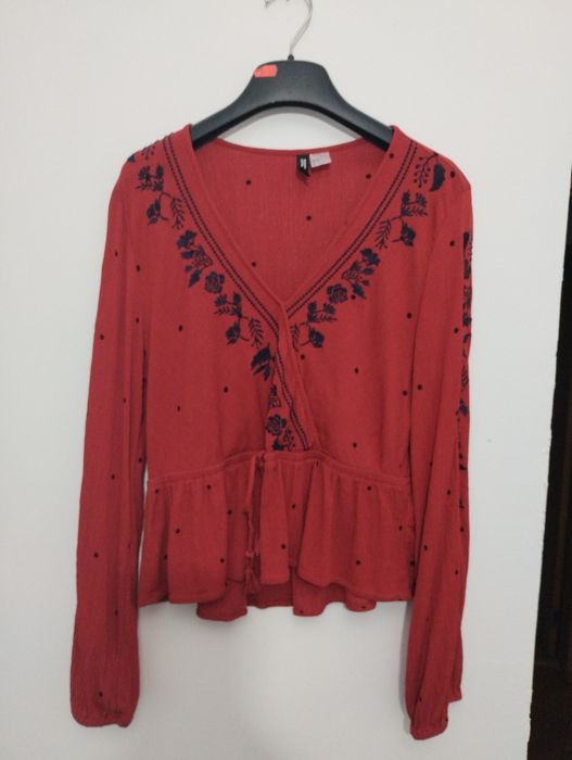 Bluza roșie eleganta