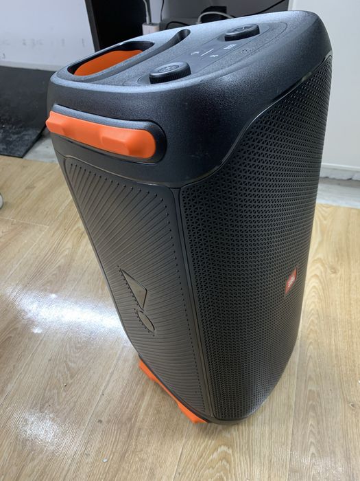 JBL 110 party box -250 euro,harman-kardon go play -199 euro