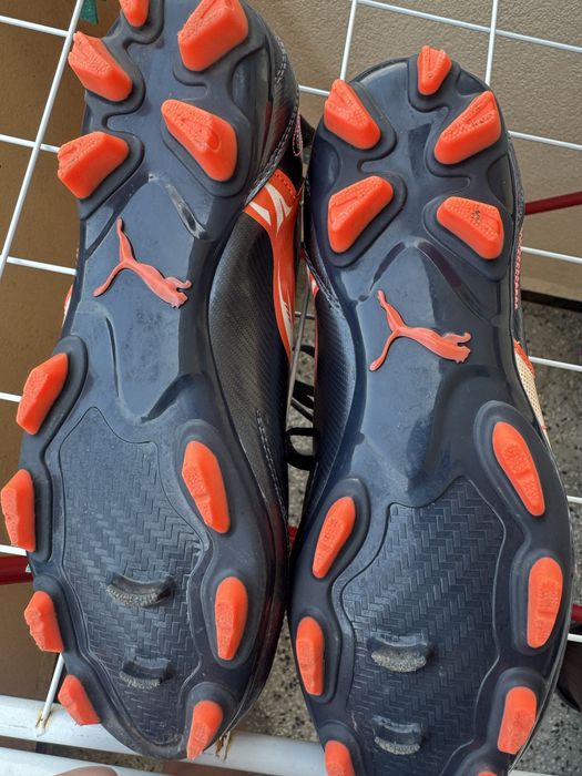 Бутонки 2 бр. 30€ общо
