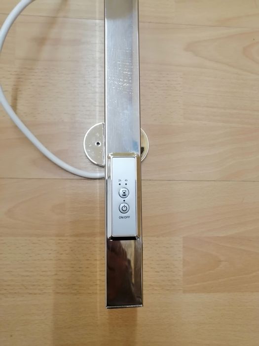 Електрическа отопляема закачалка за баня