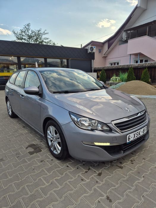 Peugeot 308 model 2015 mot 1.6 HDI 120 cp Euro 6