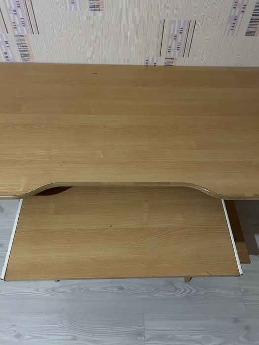 Бюро за игри , работа и т.н.