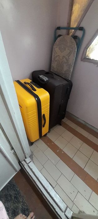 Kvartira qizlarga sheriklikka srochno bez makler