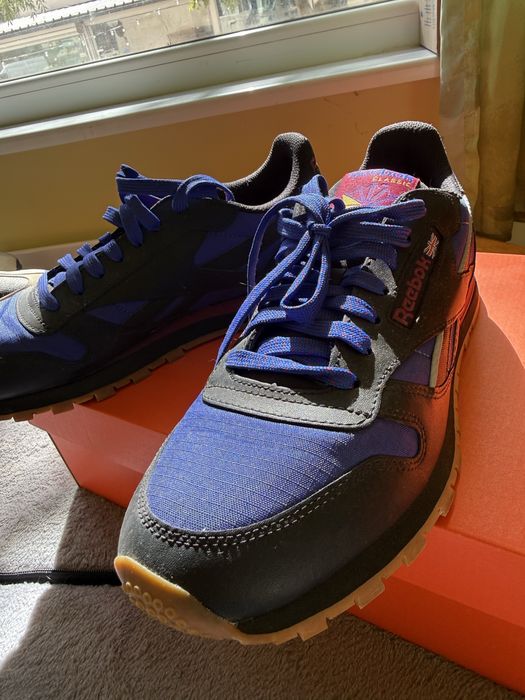 Reebok  Classic. Нови !