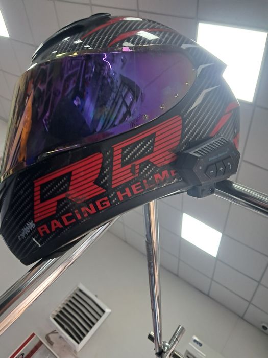 Продам шлем срочно