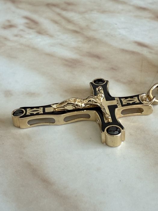 Cruce aur cartier 14 k (585)