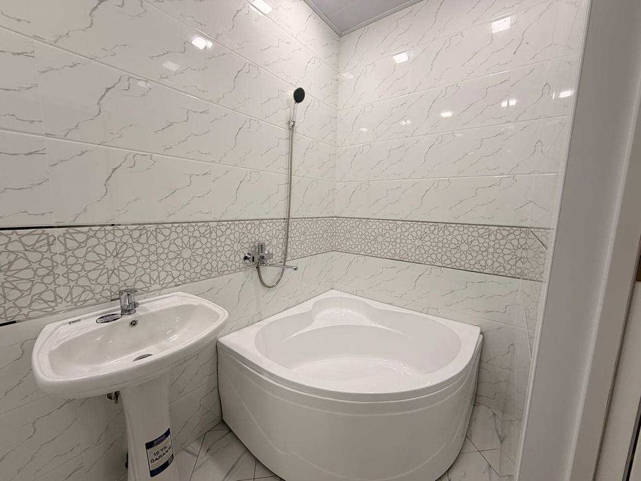 2х комнатная квартира на 6 этаже 59кв/м, в Самарканде