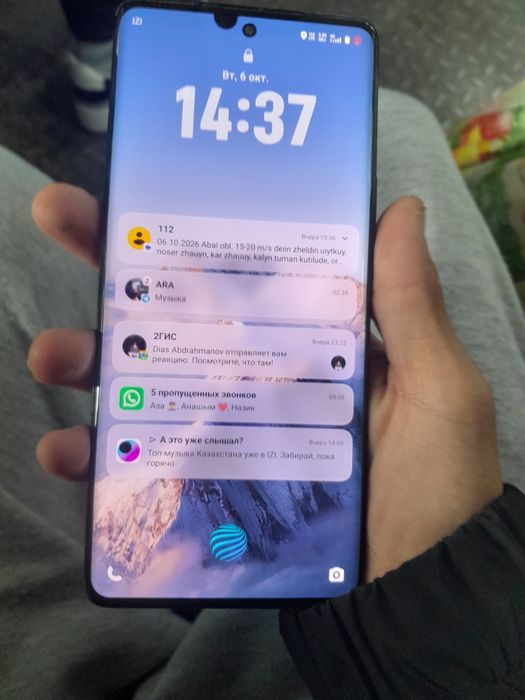 Vivo v30 256гб 34 озу