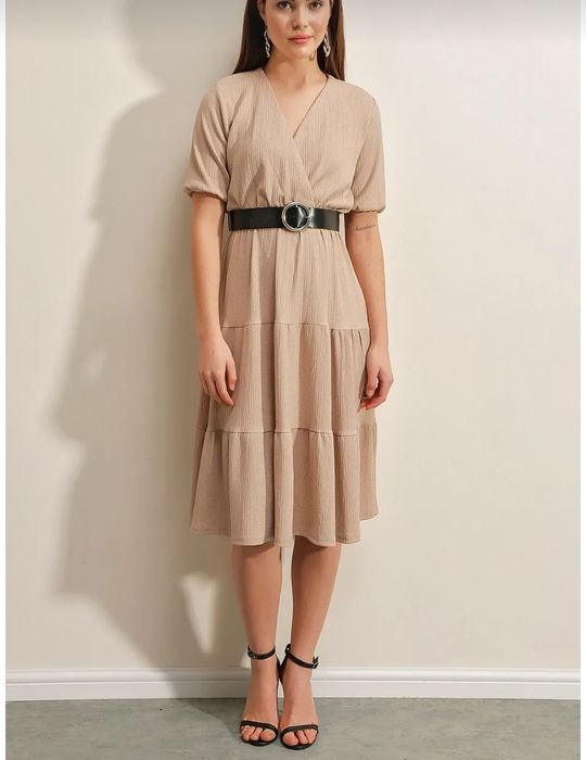 Rochie midi vaporoasa