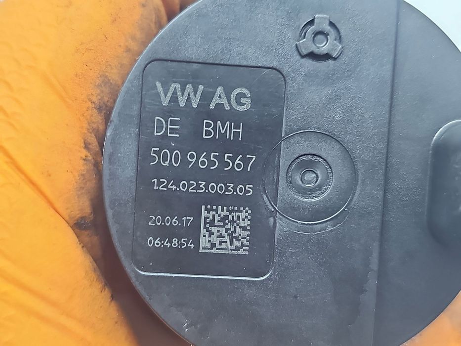 Pompa recirculare apa Volkswagen Golf 7 (5G) [Fabr 2014-prezent] 5Q096
