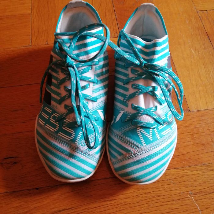 Бутонки за изкуствена трева Adidas Messi, Бутонки за тревен терен Nike