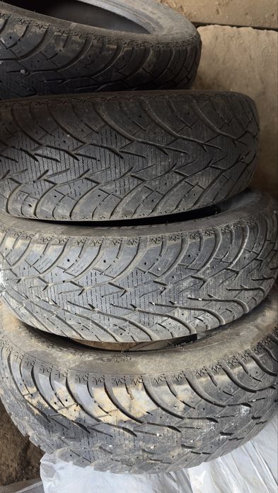 Продам резину R15 R17