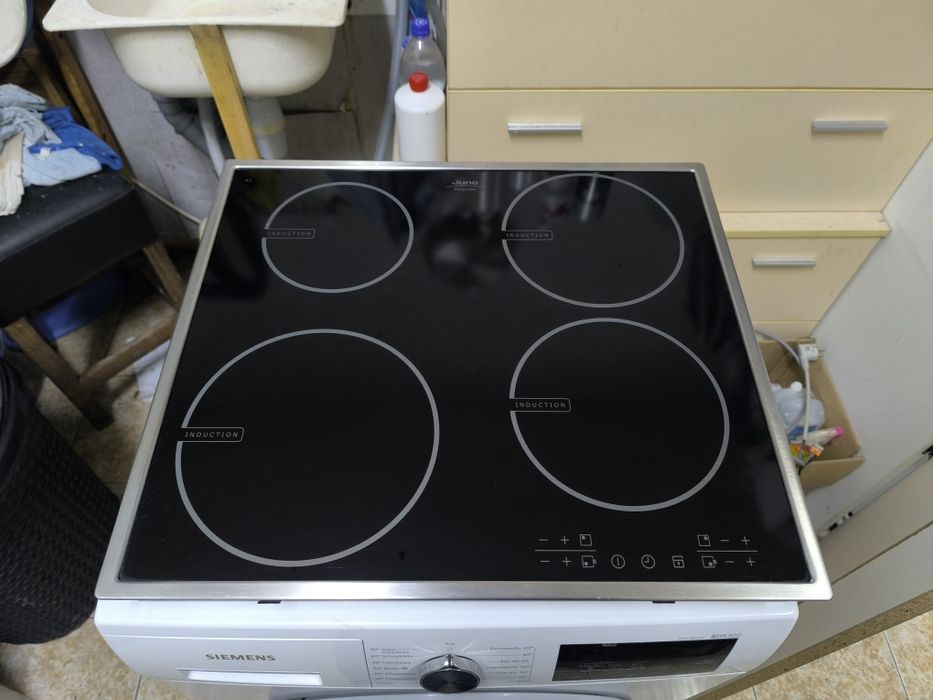 Индукционен плот Juno Electrolux AEG  - JHD 60020 X