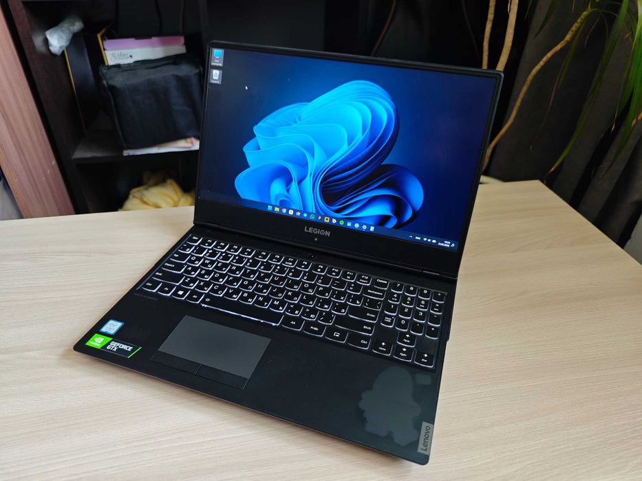 Игровой ноутбук Lenovo Legion Y540 – i5-9300H/16GB/512GB/GTX1650-4GB