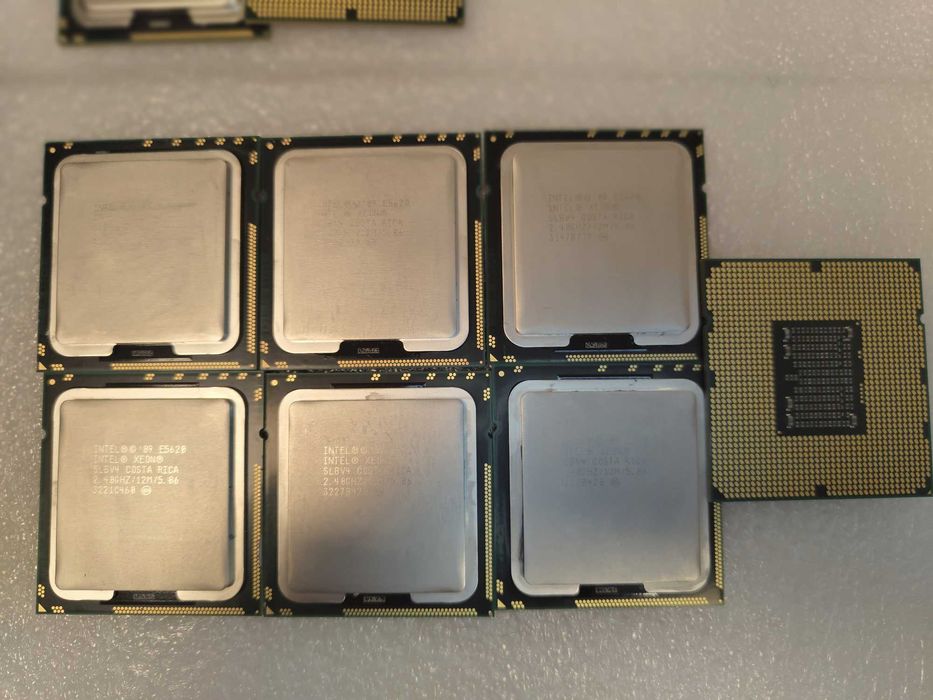 (x49) Procesoare Intel Xeon Server CPU Lot/Bucati (FCLGA1150-1155-1366-2011, LGA1366-1567-771, PLGA771)