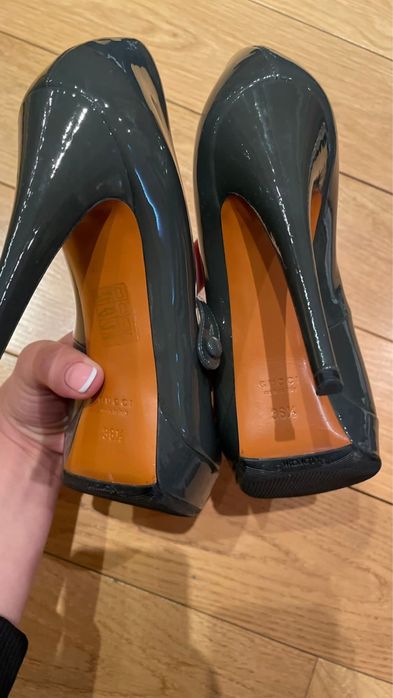 Туфли от GUCCI , производство Италия