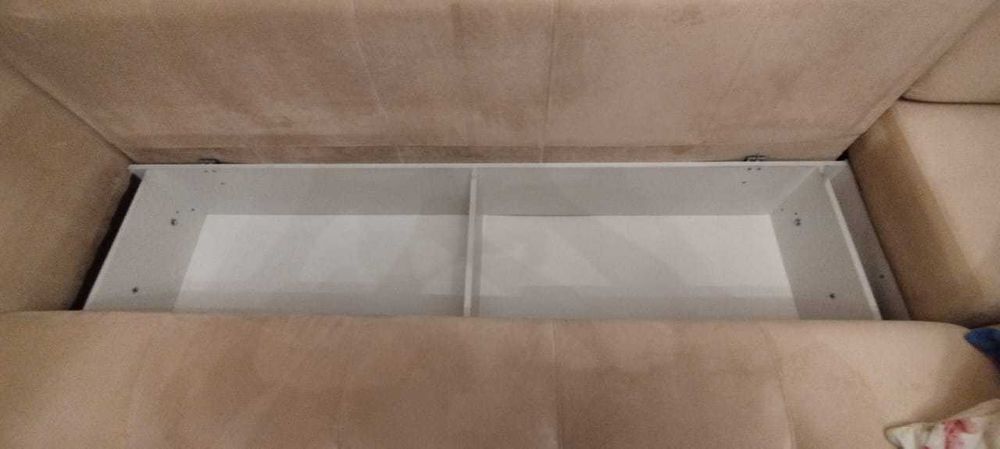 Продам мягкий уголок в гостинную