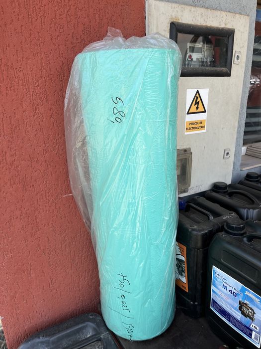 Plasa.  650 lei Sfoara. 80 lei Folie 350 lei