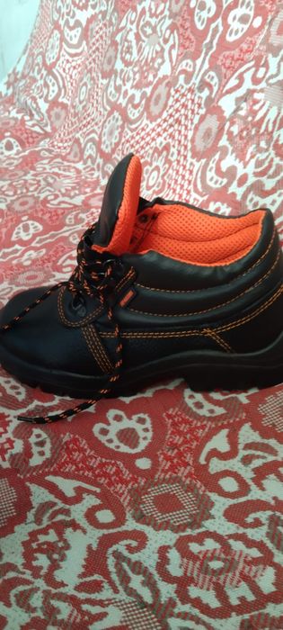 Продажа спец обувь