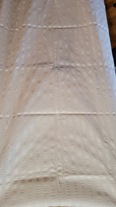 Платове и дамаски - различни видове