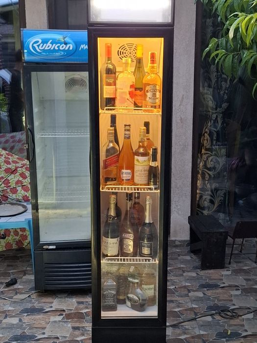 Vitrină Special pentru mezeluri,lactate,băuturi vitrină