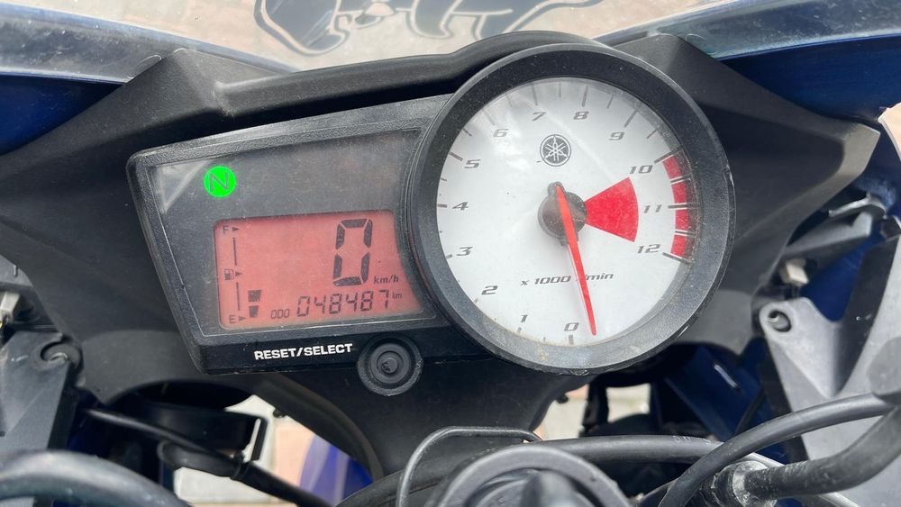 Yamaha yzf r125 2010