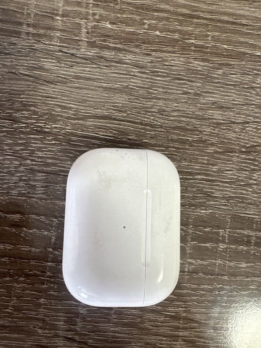Продаю airpods pro 1 го поколения Оригинал