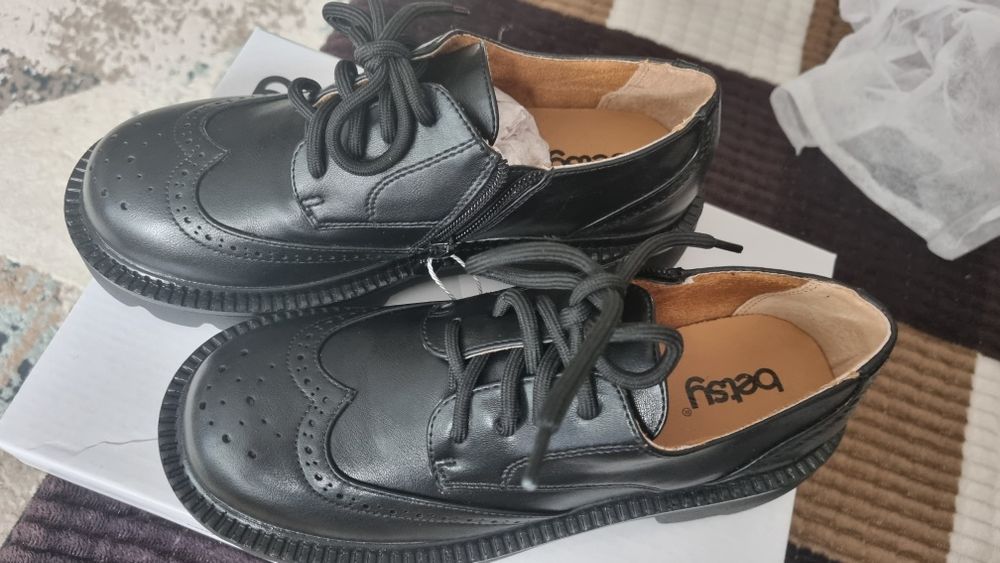 Продам туфли Betsy