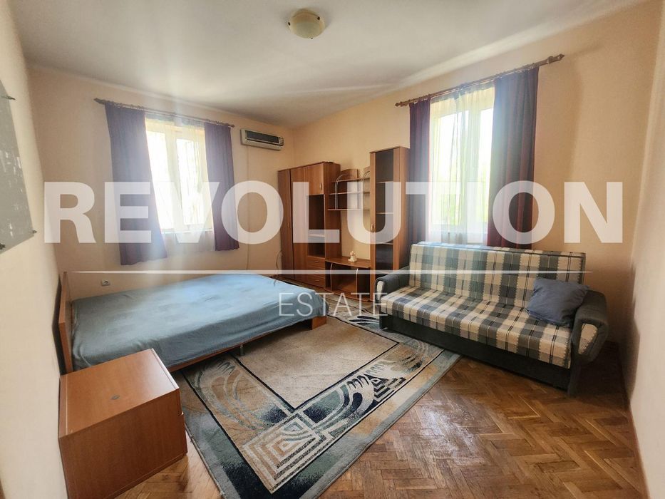 Дава се под наем Двустаен апартамент в Пловдив, Център - 72 кв.м за 325 € - Снимка #6