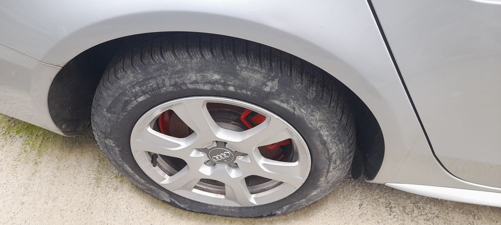Vând motor audi  a4 b8 KAGA