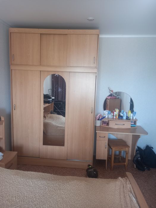 Продам спальный гарнитур срочно!!!