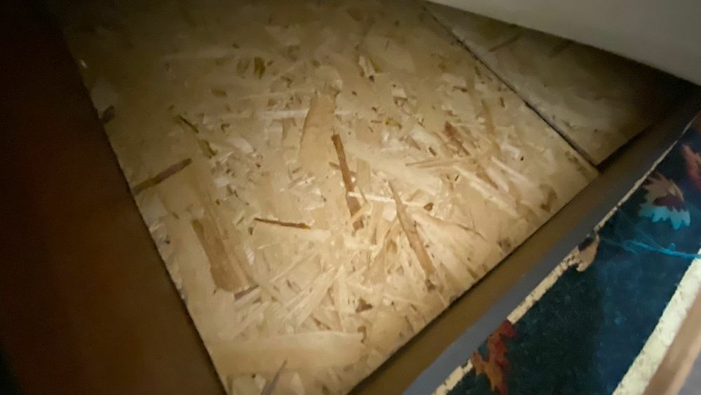 Продаю спальный гарнитур