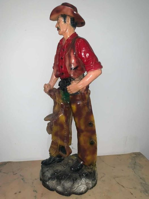 Statuie cowboy model western