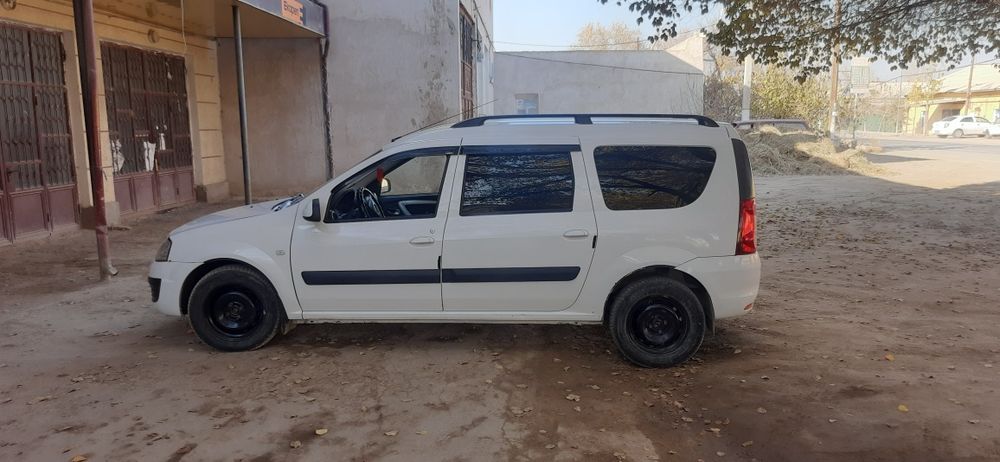 Лада ларгус сотилади