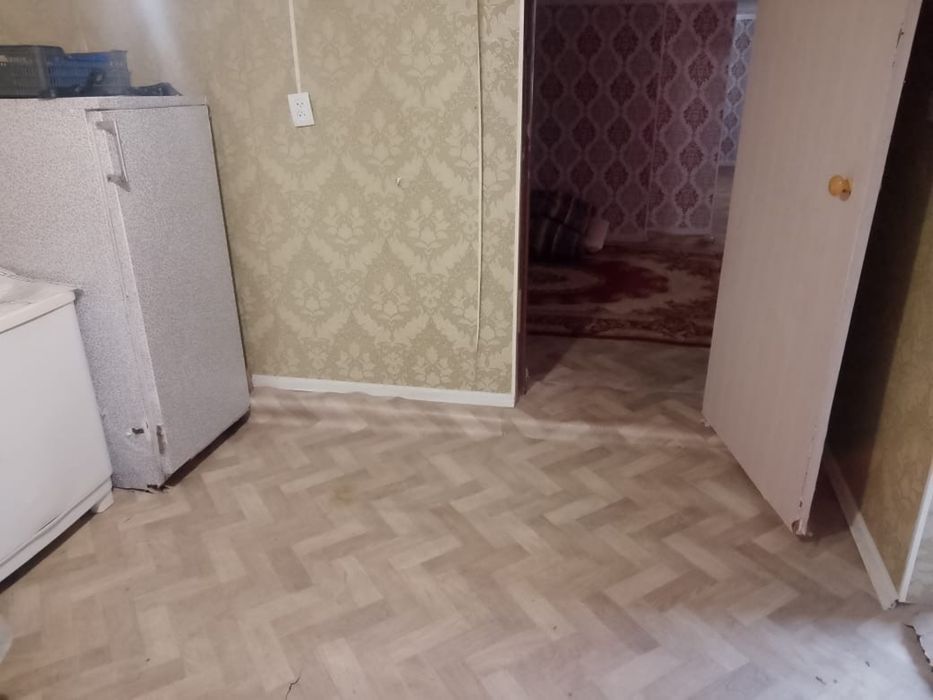 Жер сатылады уйi бар