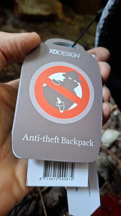 Rucsac antifurt XD Design Bobby