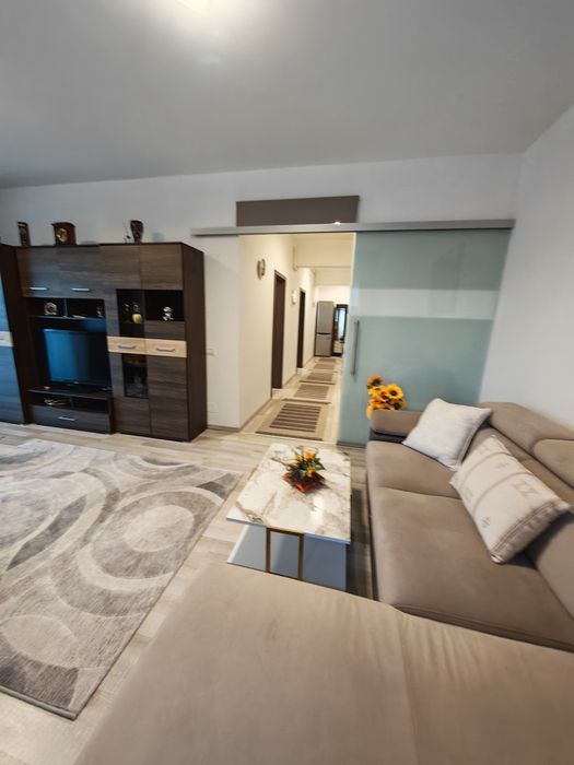 Apartament 2 camere la VILA zona  Astra