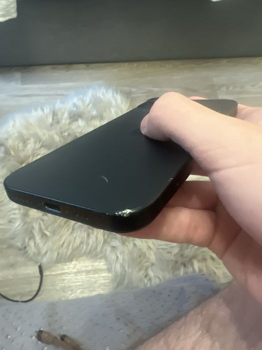 Iphone 15 черный
