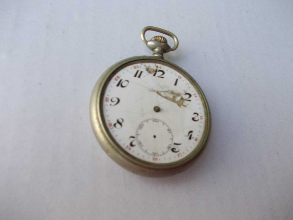 Ceas vechi de buzunar DOXA defect