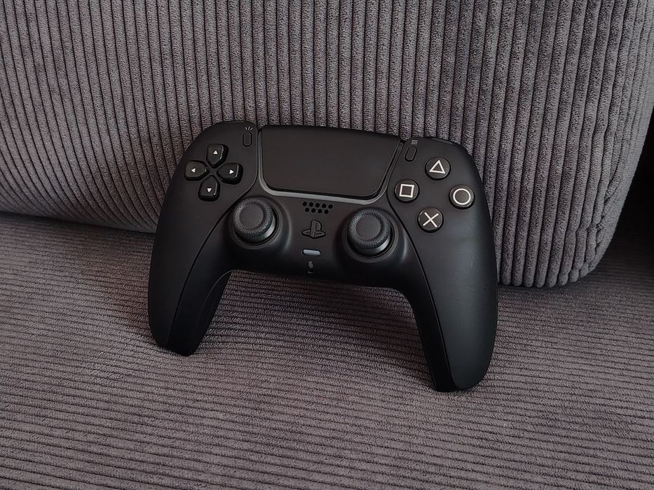 Продаю Sony DualSense в чёрном цвете