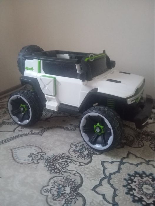 Болалар машинаси сотилади