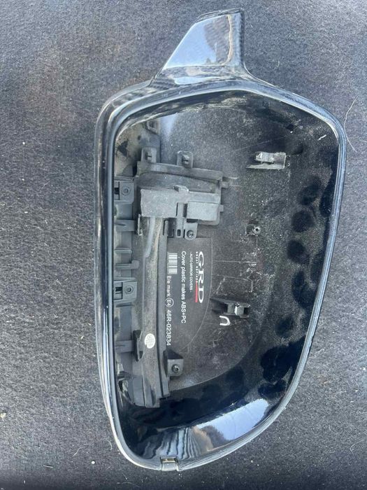 Карбонови капаци с динамични мигчи за Audi A4 A5 b8 b8.5 2010-16г