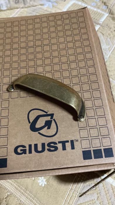 Дръжки за шкафчета Swarovski