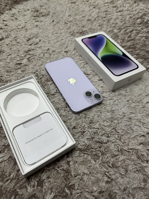 Продаю iPhone 14 в отличном состояние без ремонта