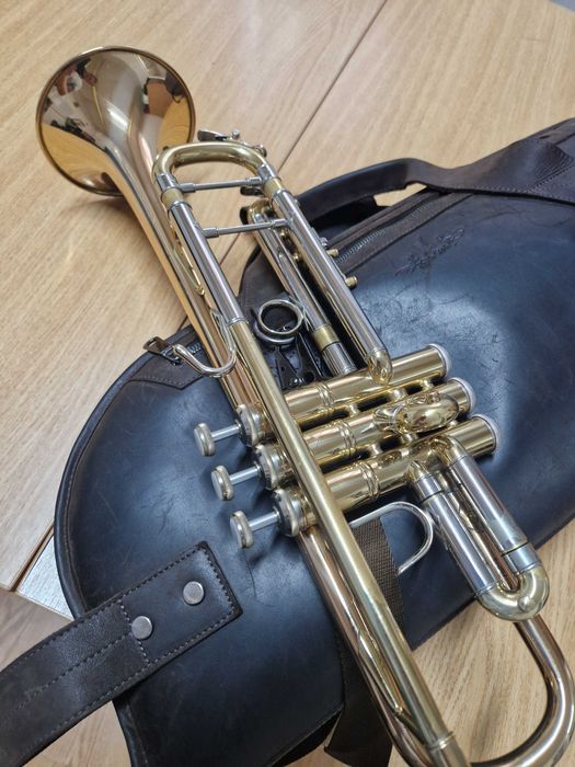 TROMPETA Stradivarius Bach