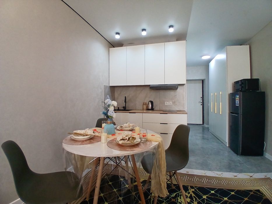 Сдаётся по суточно 1 ком.студия