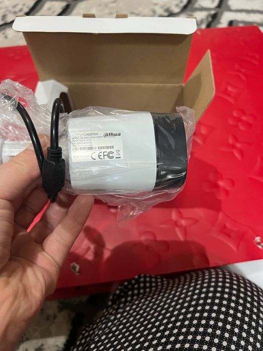 Камера срочно сотилади