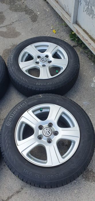 Гуми с ляти джанти 195х65х15WV AUDI